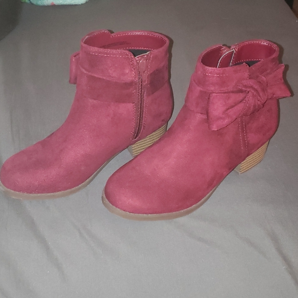NEW Children's Place  booties